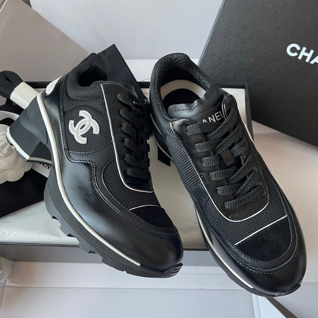 Chanel Sneakers Mixed Fibers Shiny Calfskin Suede Calfskin #335039