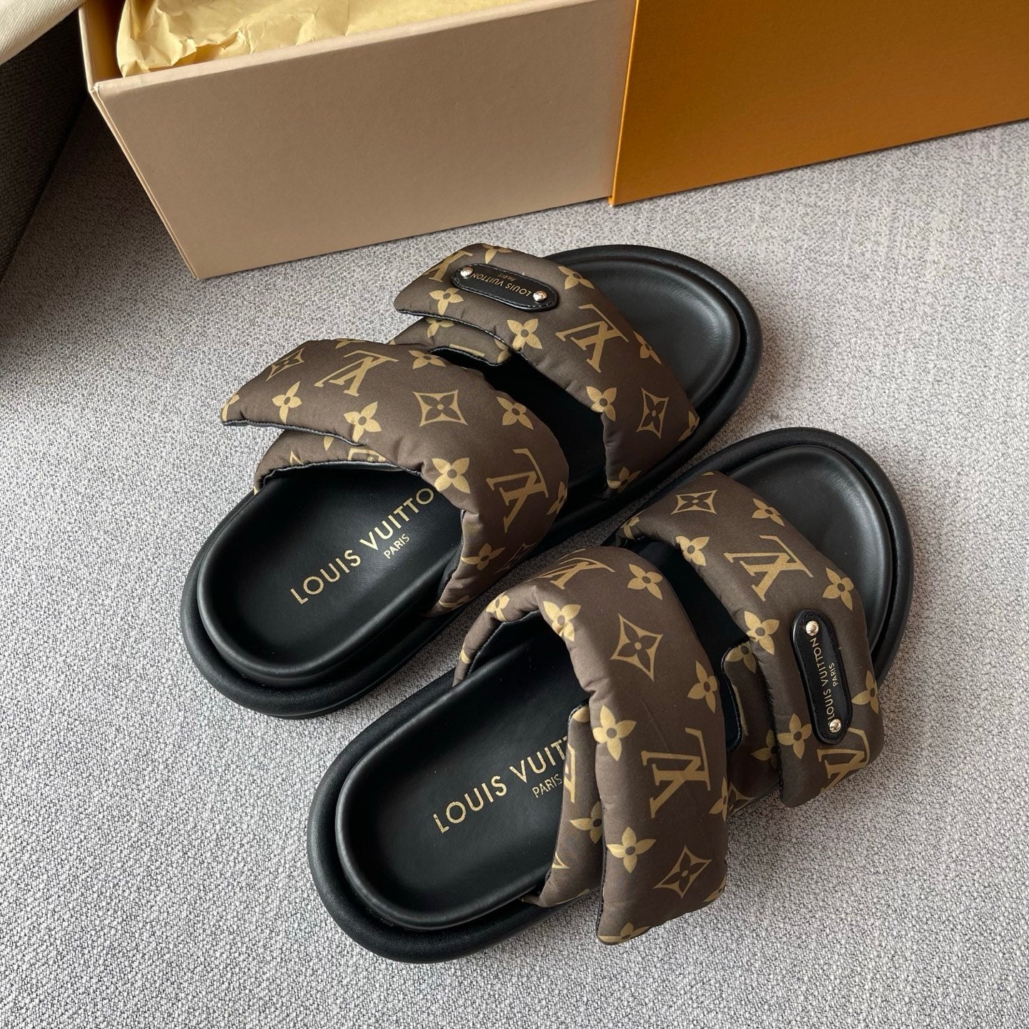 Louis Vuitton LV Pool Pillow Comfort Women's Summer Solid Color Letter Print Slippers Shoes #77247