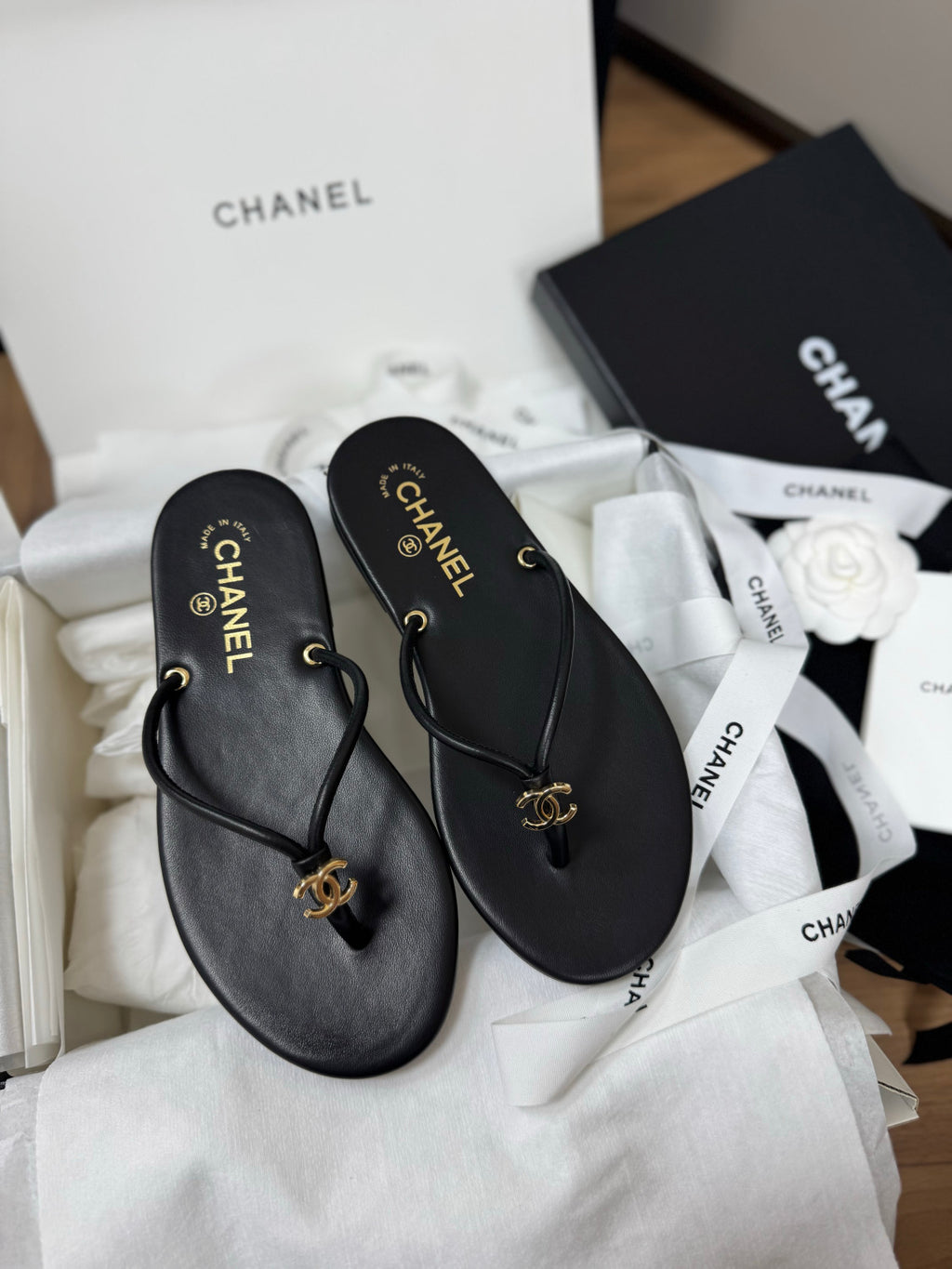 Chanel Mules Crackled Laminated Calfskin Gold #379231