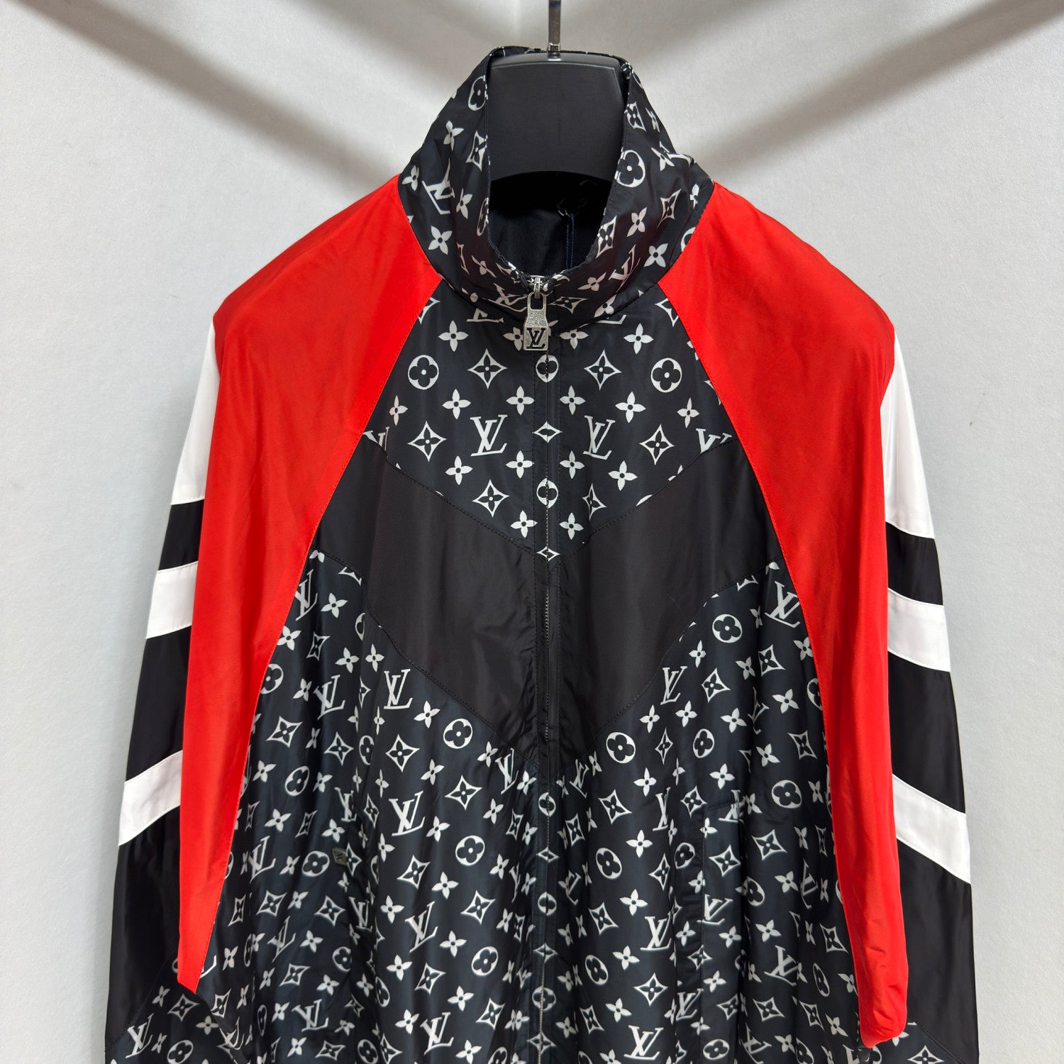 Louis Vuitton Men's Spring/Summer Fashion Casual Classic Printed Pattern Color Block Zipper Cuff Elastic Sports Jacket #78343