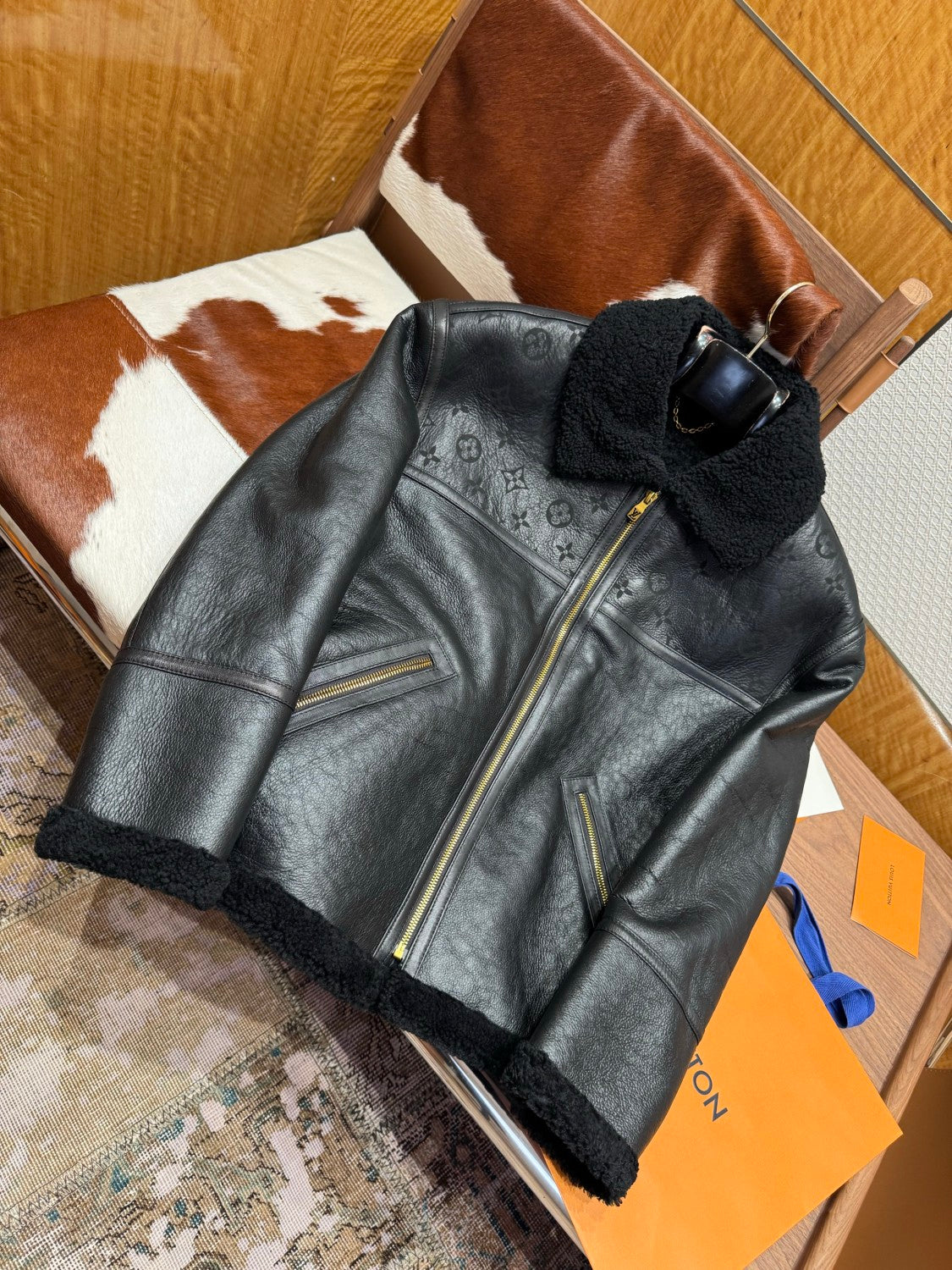 Louis Vuitton Men's Winter Solid Colour Printed Lambskin Wool Zip Up Long Sleeve Jacket #76879