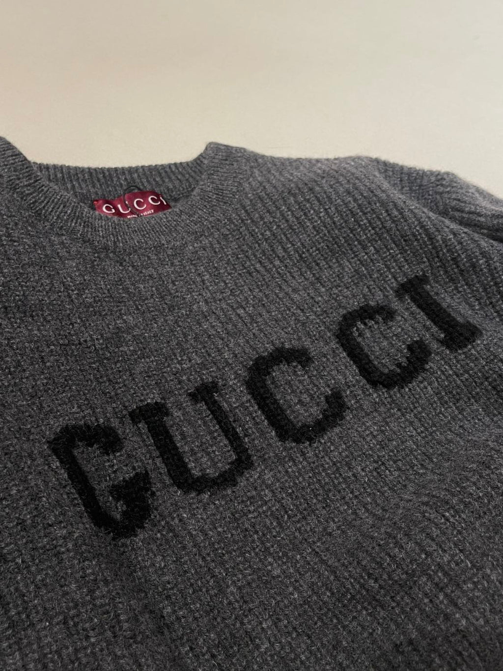 Gucci Wool Cashmere Rib Knit Sweater in Dark Grey and Black #332663