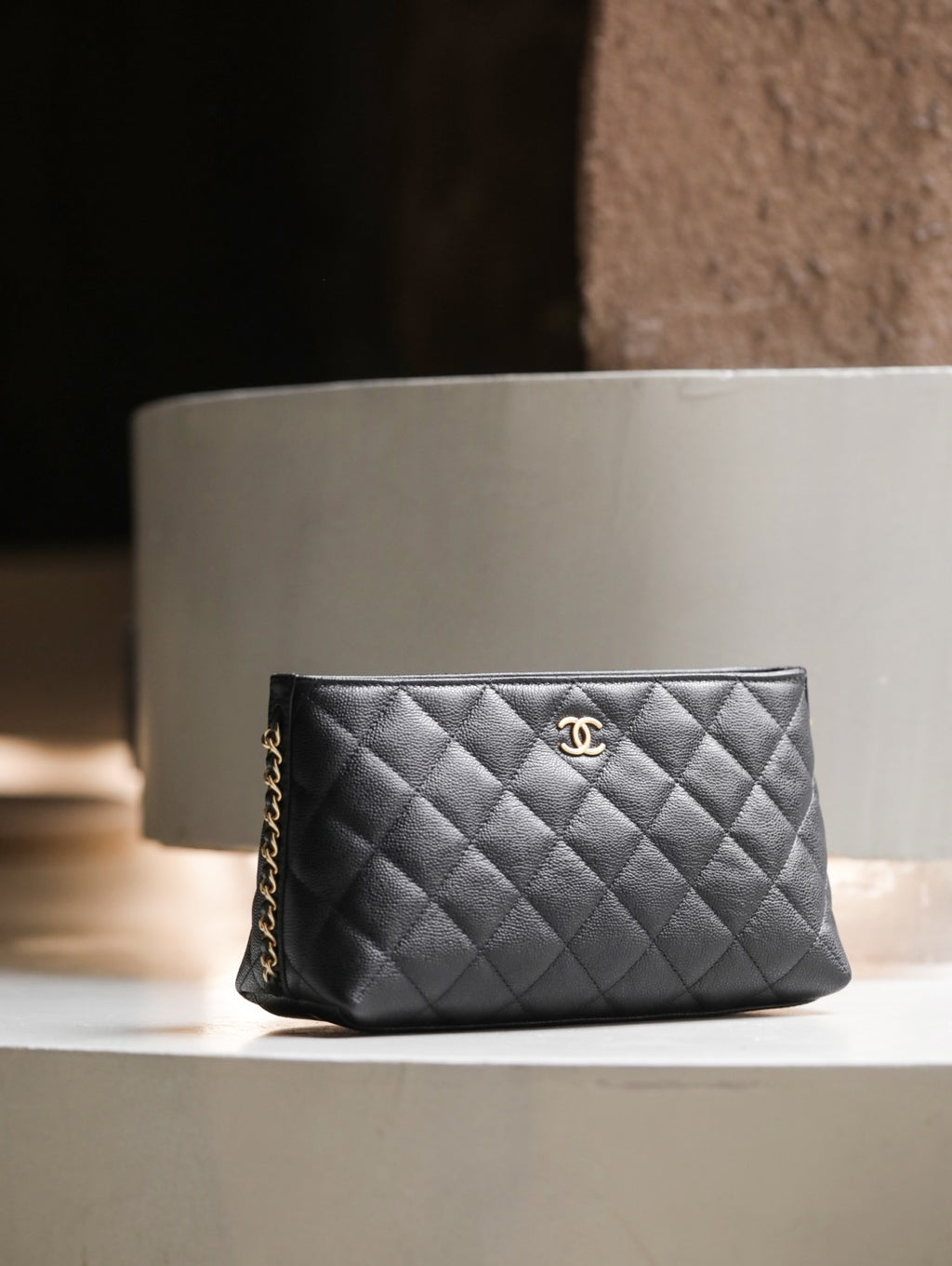 Chanel Women's Fashion Classic Solid Color Chain Zipper Handbag With Diamond Quilting And Embossed Grain Texture Carry All Pouch Makeup Bag Storage Bag Bags AP4700-B20730-94305 #79237
