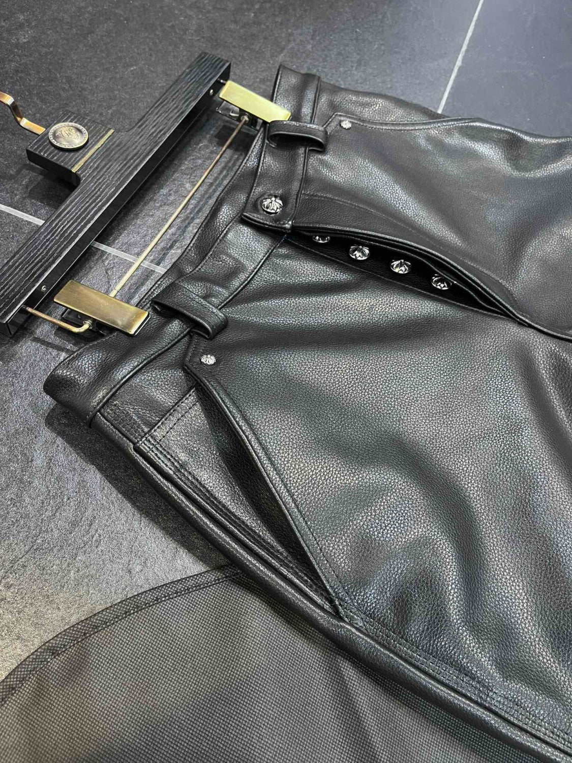 Chrome Hearts Men's And Women's Autumn/Winter Fashion Casual Pants With Dust Bag Plain Color Calfskin Leather Pants #78266