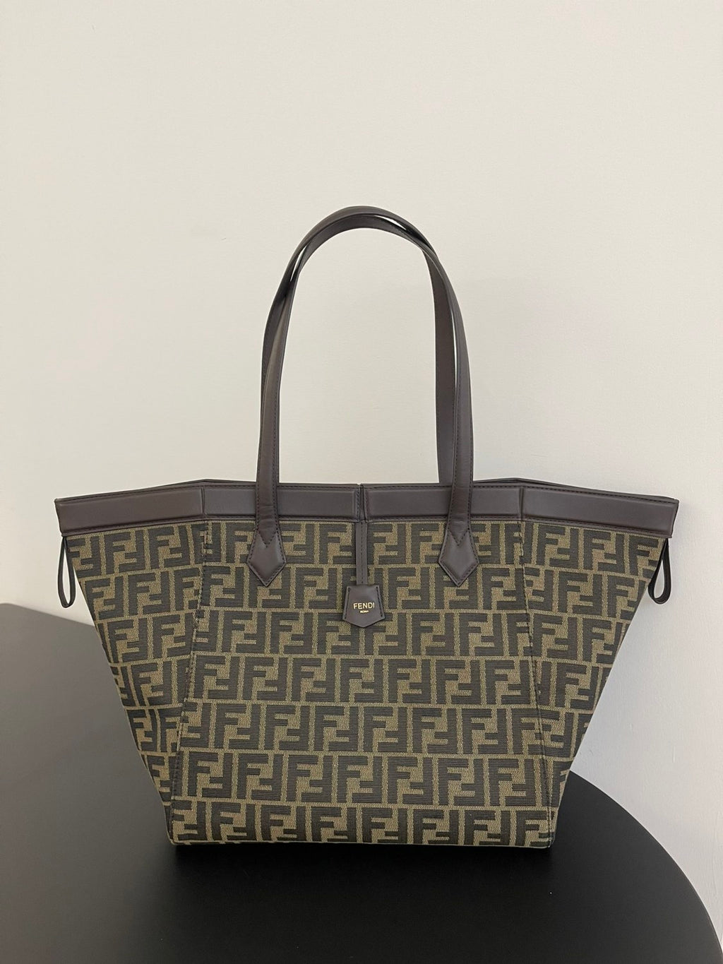 Fendi Origami Medium Handbag Brown FF Jacquard Fabric Handbag Women's Luxury Trend Clutch Temperament Fashion Bag Bags 8BS083AFPMF1GL7  #81635