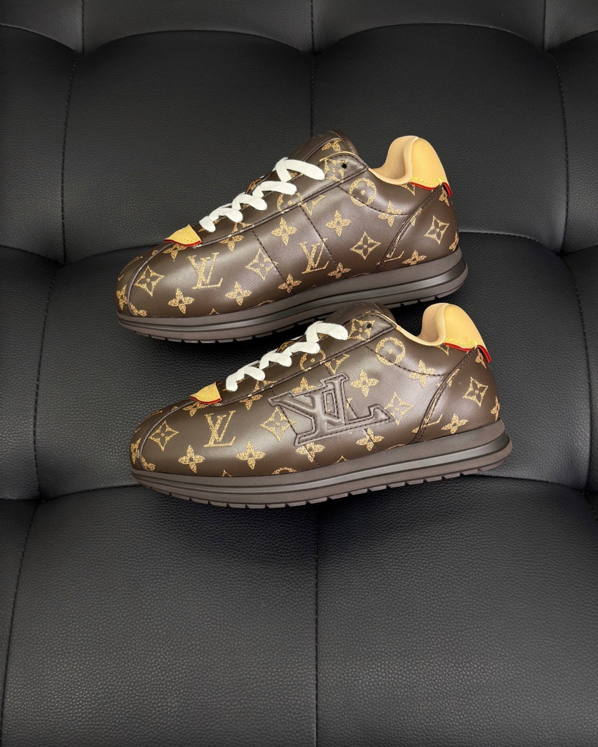 Louis Vuitton LV BUTTERSOFT Men's and Women's Spring/Summer Fashion Casual Round Toe Lace Up Logo Letter Decorated Leather Low Top Printed Sneakers Casual Shoes #78846  #335472