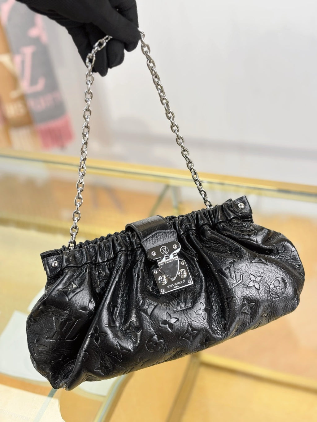 Louis Vuitton Pochette Sling PM H27 Women Handbags Trendy Black And Silver Chain Clutch Bag Bags #82425A