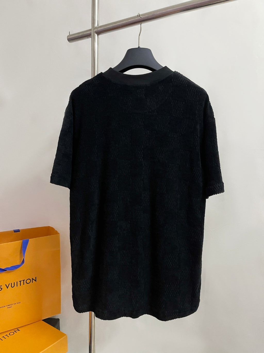 Louis Vuitton Men's Summer Black Embroidered Logo Printed Cotton Short Sleeve T-Shirt Casual Shorts Set Suit #73129