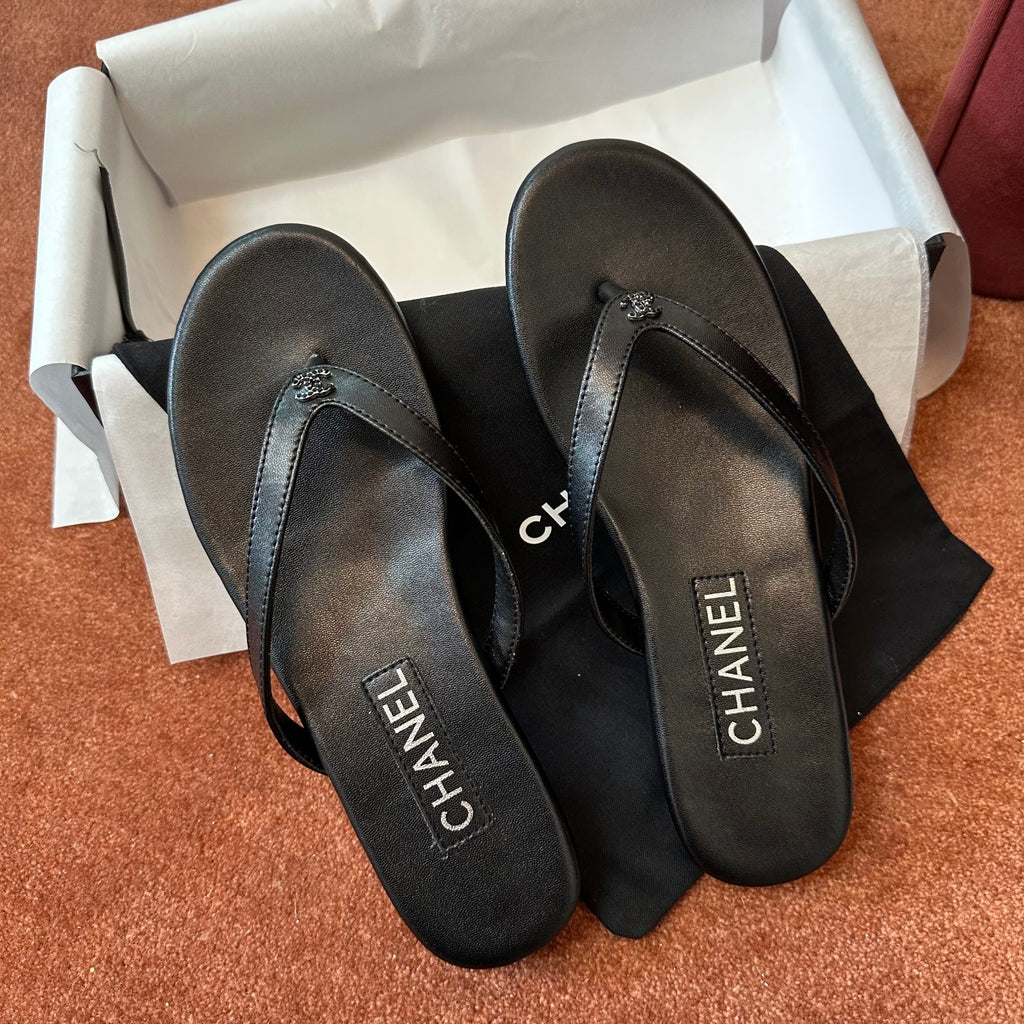 Chanel Women's Summer Fashion Casual Simple Round Toe Open Toe Leather Thong Sandals Shoes #78433