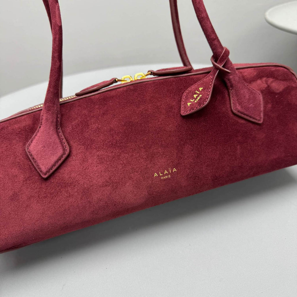 Alaïa Raspberry Le Teckel Medium Bag in Nubuck #320545