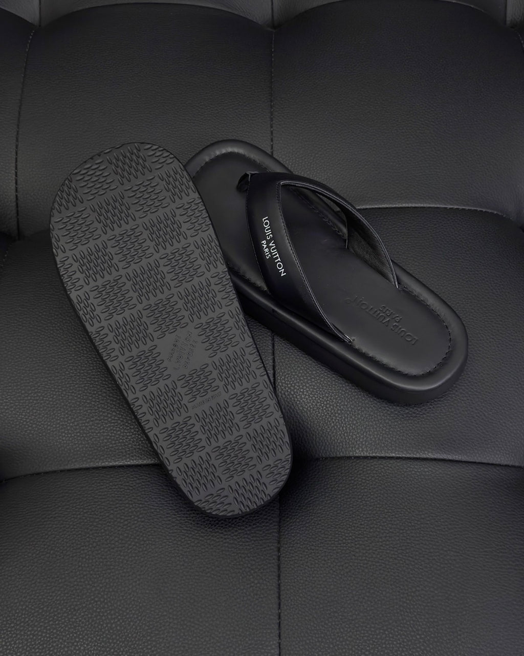 LOUIS VUITTONLV Flip Thong Shoes #387756