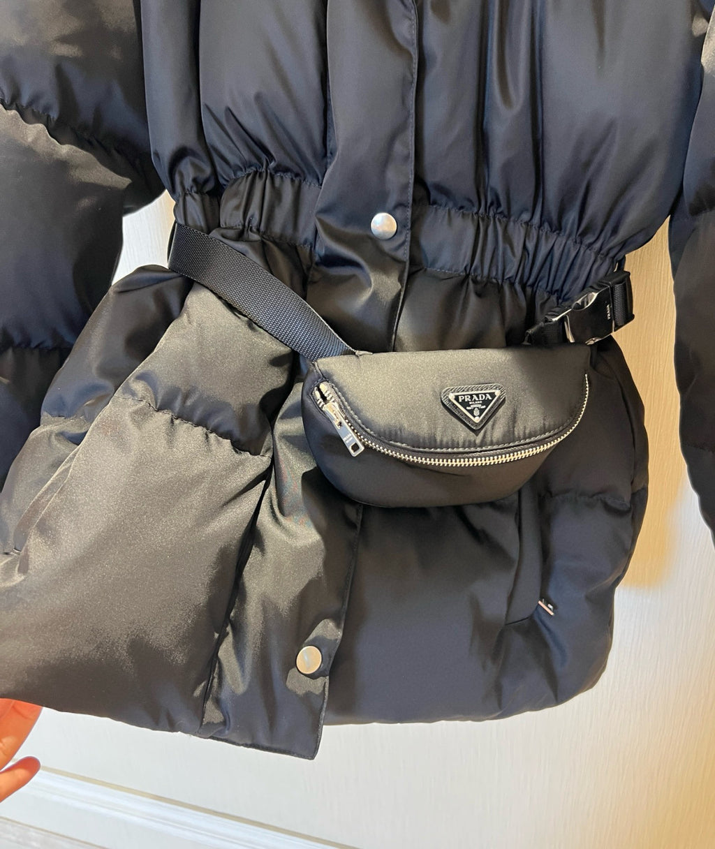 Prada Women's Autumn/Winter Single-Breasted Nylon Belt Long-Sleeved Solid Color Hooded Puffer Down Jacket Ngvp #81482