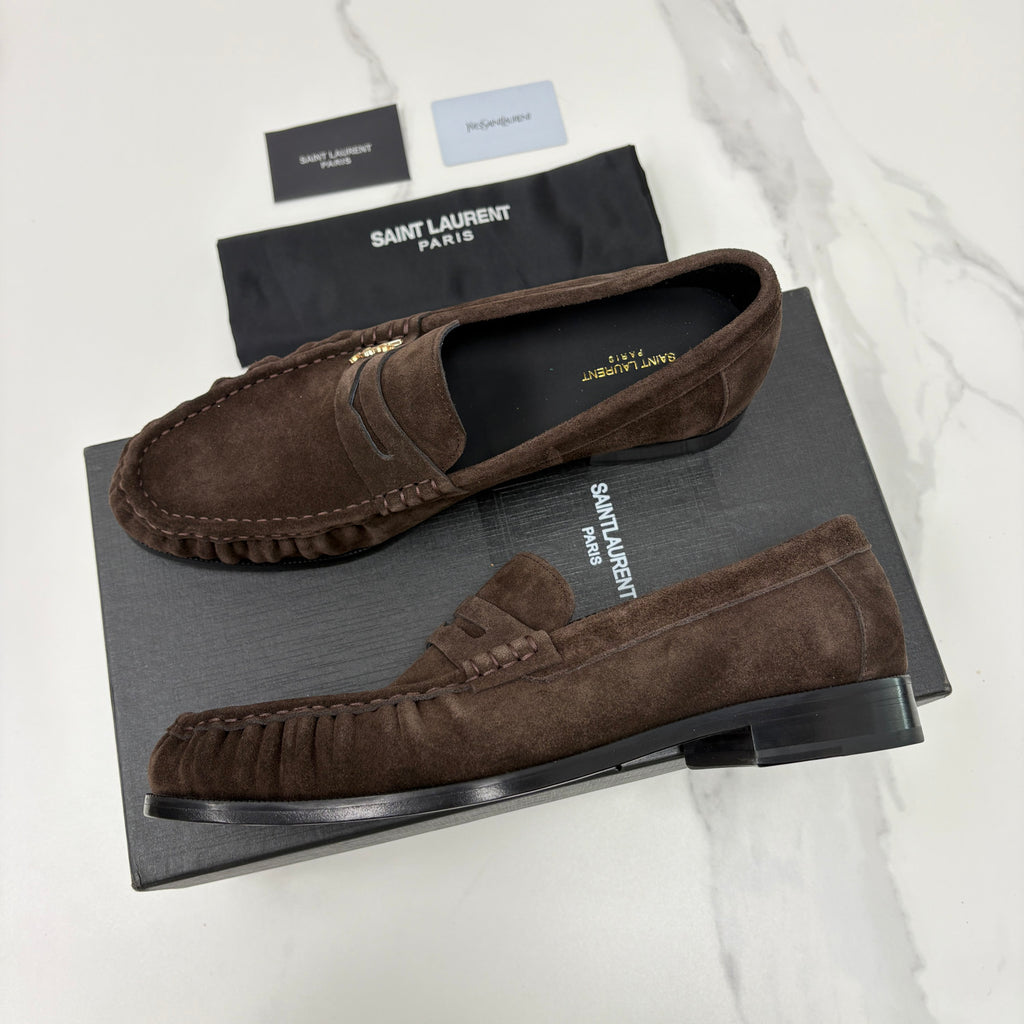 Saint Laurent LE LOAFER Supple in Suede in Brown #383805