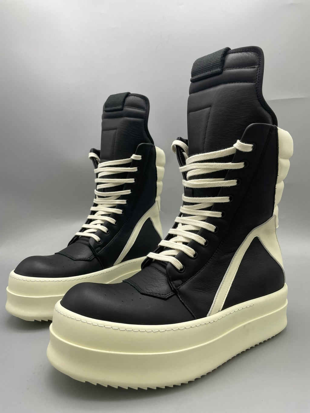 Rick Owens Men's And Women's Black And White Inverted Triangle High Top Lace Up Cowhide Shoes #77917