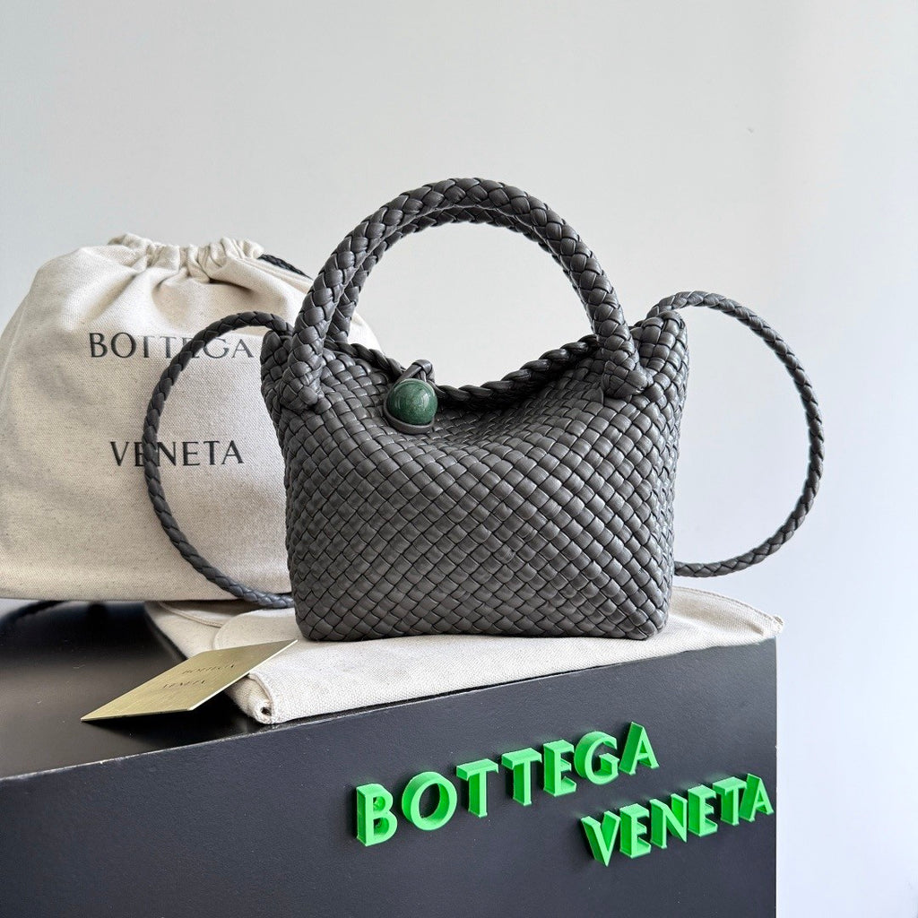 Bottega Veneta 26SS Tosca Shoulder Bag Handheld Classic Women's Woven Bag #195275