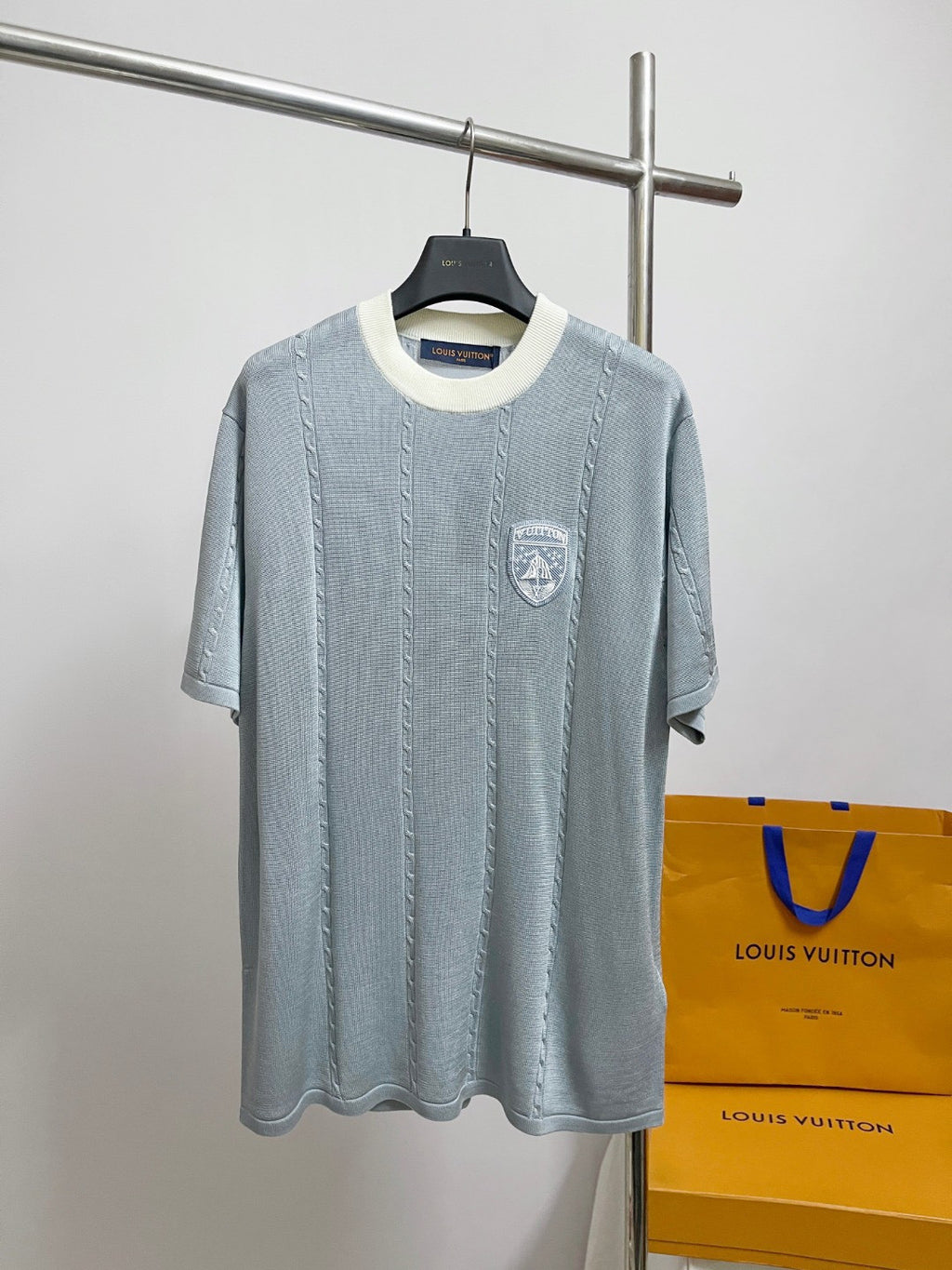 Louis Vuitton Silk-Cotton Short-Sleeved Crewneck 1AIJYI #335509