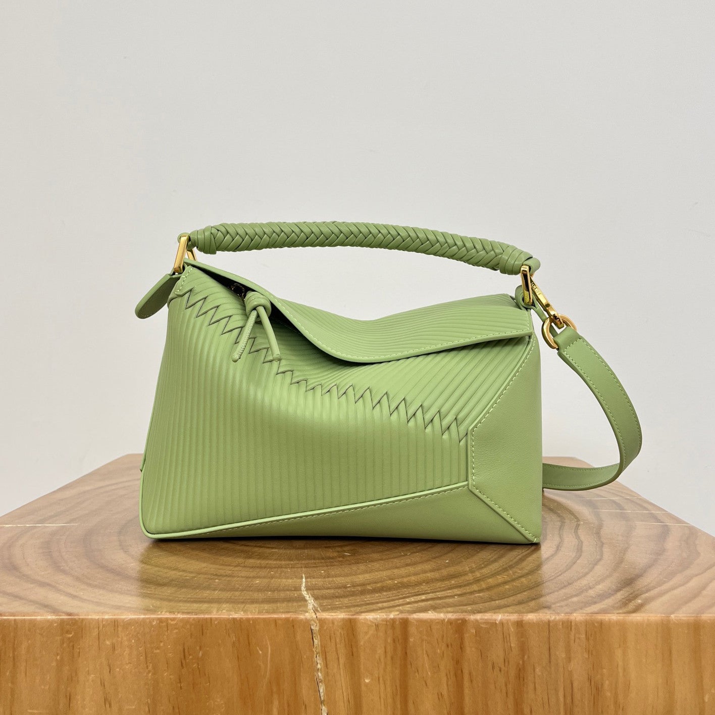 Loewe Puzzle Women's Fashion Classic Solid Color Leather Handle Embossed Tote Bag Shoulder Bag Crossbody Bag Bags A510S21XAE-1100 #78919