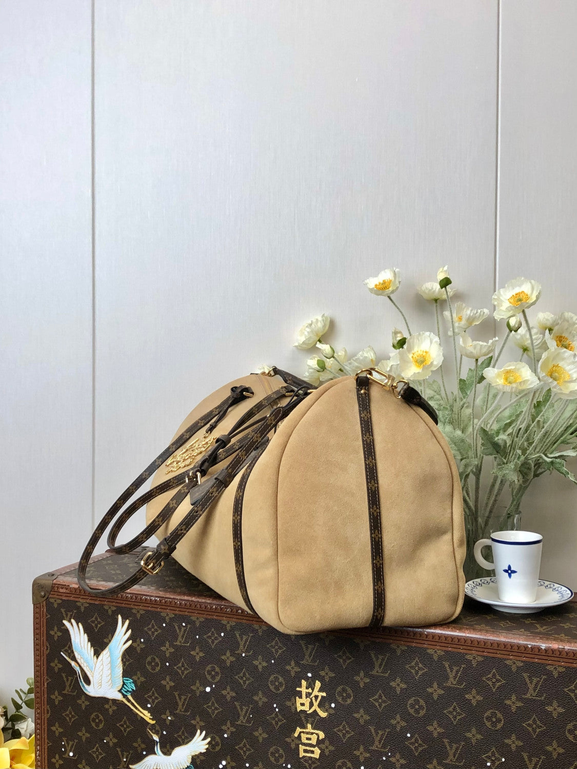LOUIS VUITTON Express Travel Bags #384057