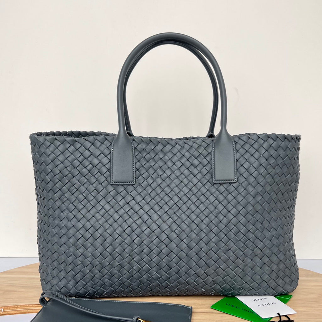Bottega Veneta Women's Solid Color Sheepskin Woven Shopping Bag Shoulder Handbag Bag Bags #75333