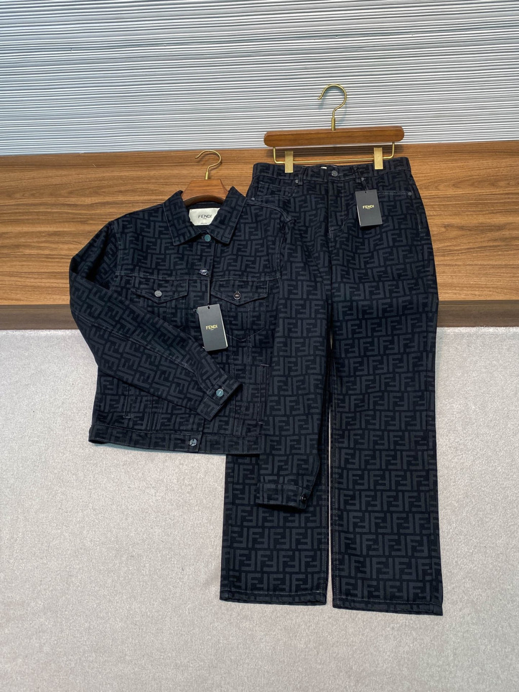 Fendi FF Motif Denim Jacket Long Jeans Jeans Black #333143