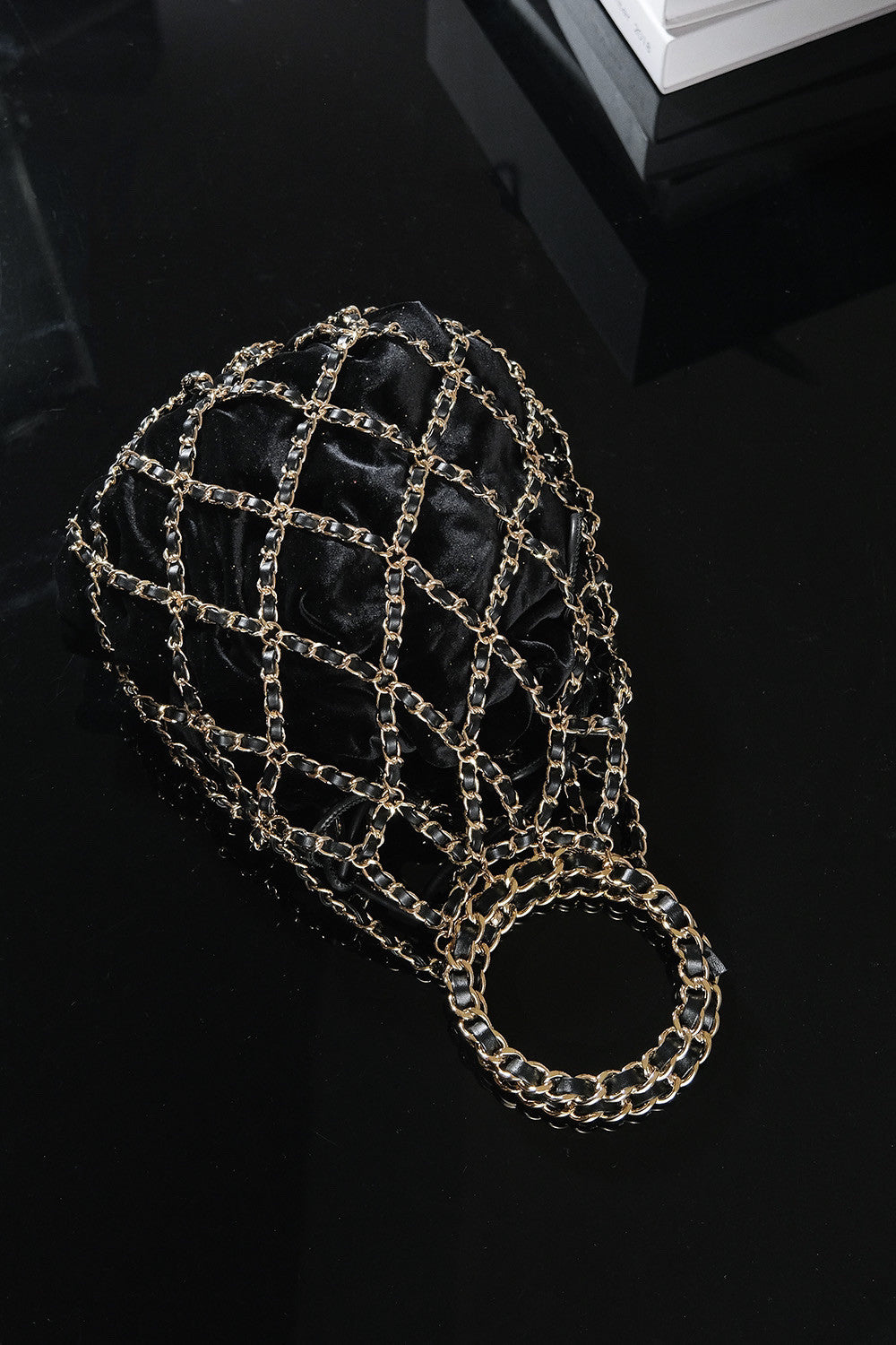 Chanel Mesh Clutch Bag With Gold Chain Handbag Black And Gold Accessories Fashionable And Exquisite Evening Bags #82237A
