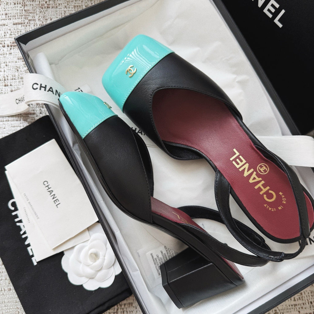 CHANEL Pumps Lambskin Patent Calfskin Black Green 6.5 CM #380111