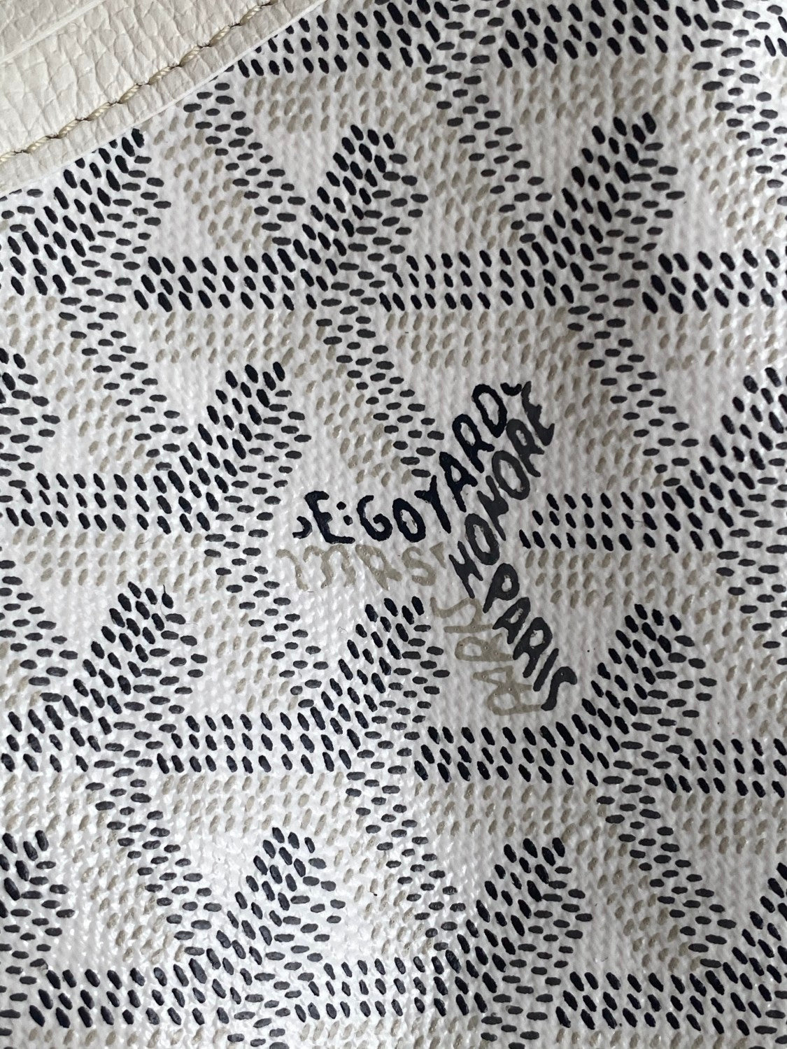 GOYARD Women's Petit Flot Mini Bucket Bag Logo Printed Drawstring Closure Shoulder Handbag Bag Bags PEFLOTMINTY10CL10P #81295