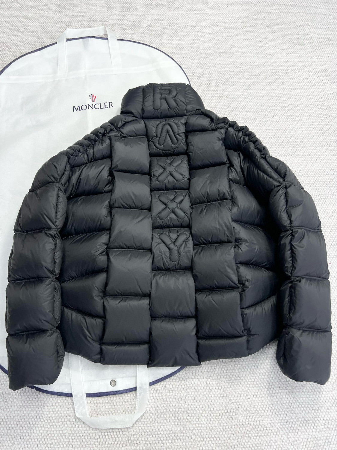 Moncler Men's And Women's Models Winter Black Zip Dofa Short Puffer Down Jacket #97543
