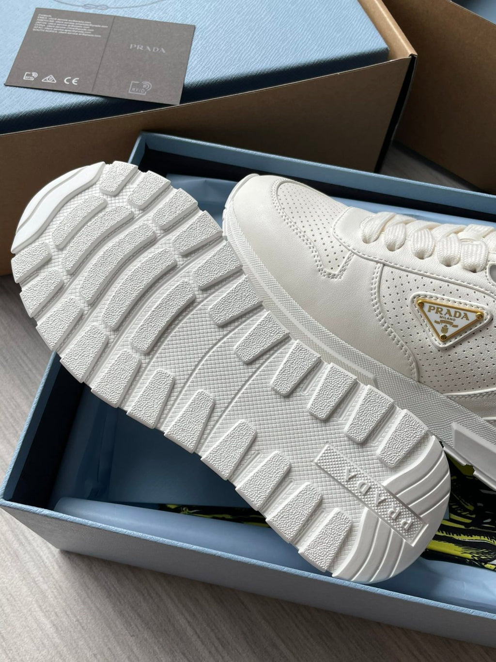 Prada Men's And Women's Spring/Summer Fashion Casual Round Toe Lace Up Enamel Triangle Metal Logo Leather Low Top Casual Sneakers  Shoes #78337