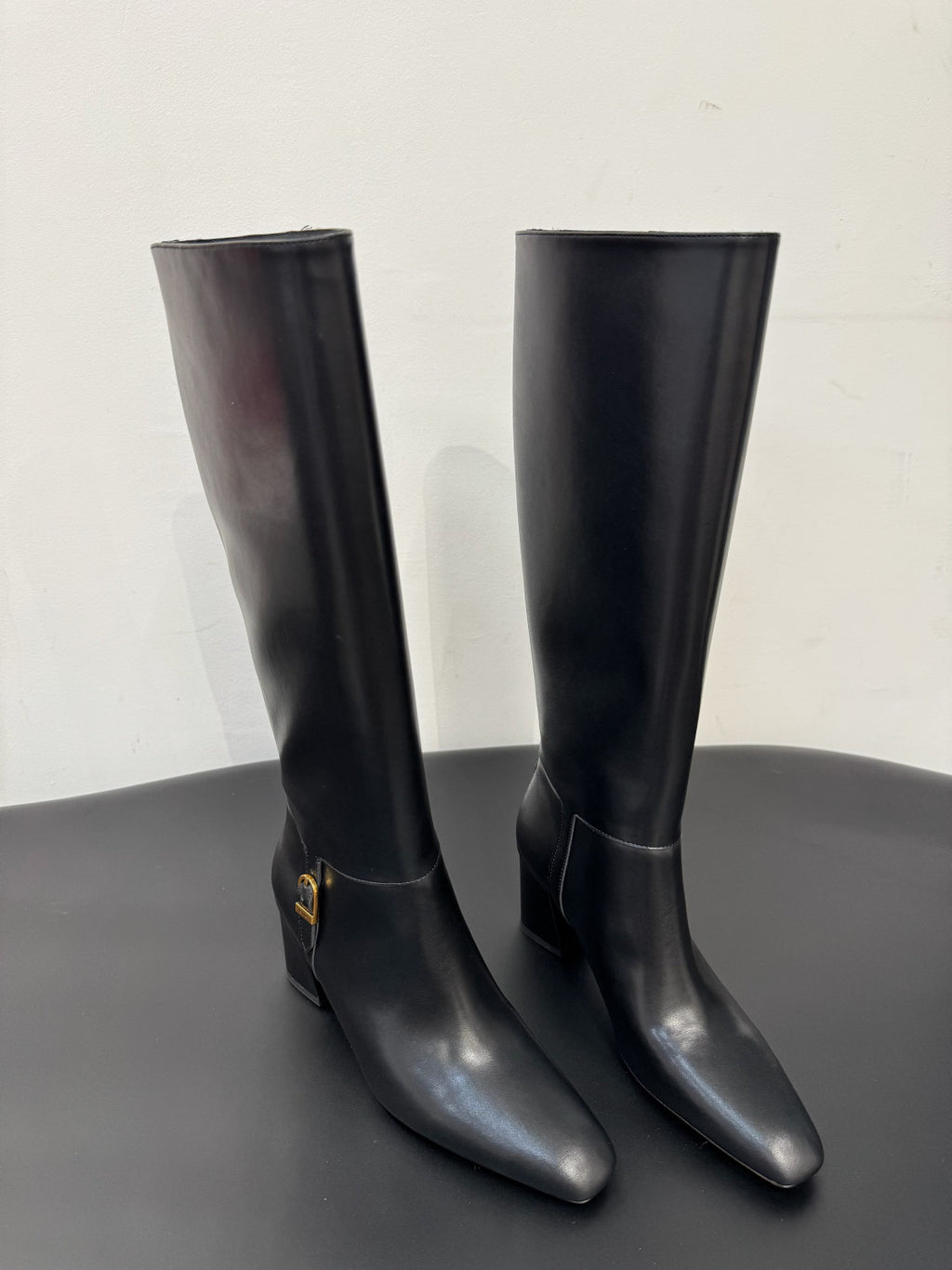 Saint Laurent Women's JULIA Boots In Smooth Leather In Black #329674