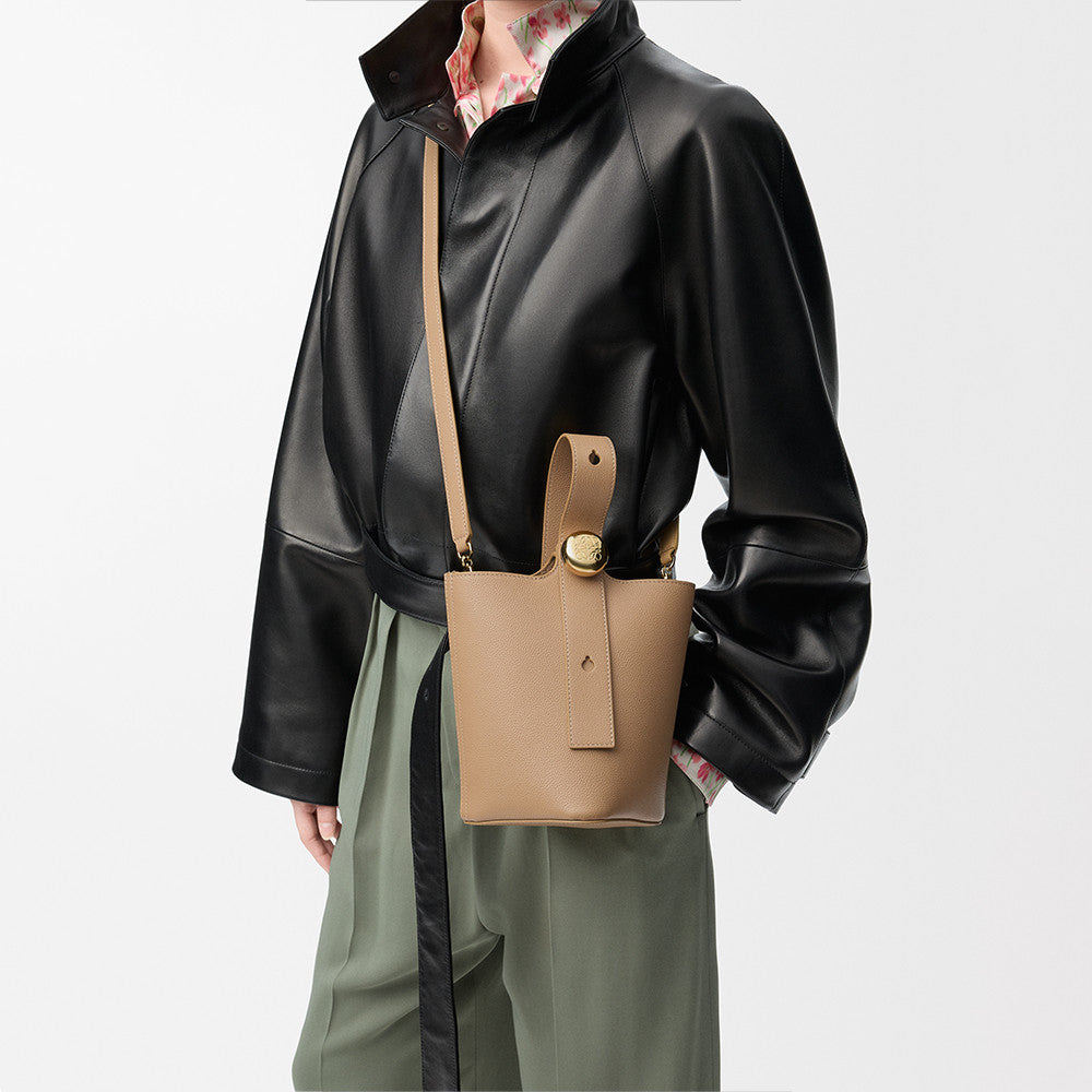 Loewe Mini Pebble Bucke #376317