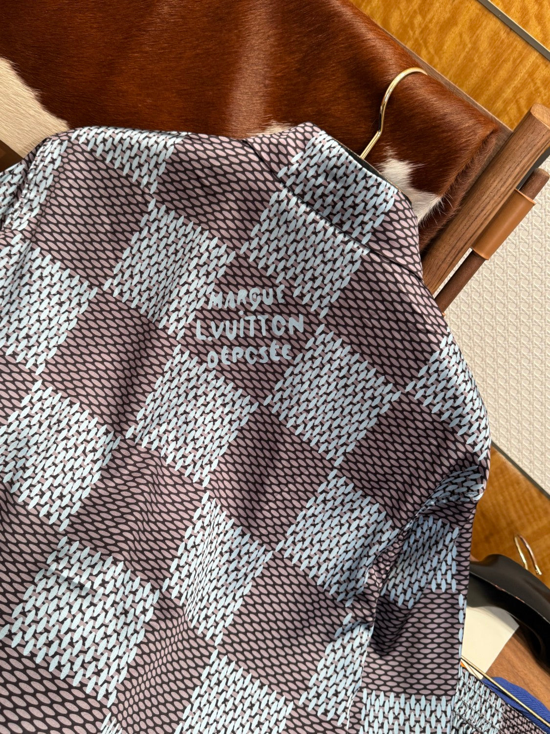 Louis Vuitton Men's Summer Solid Color Checkered Print Single-Breasted Short-Sleeved Shirt and Casual Shorts Set Suit #77177