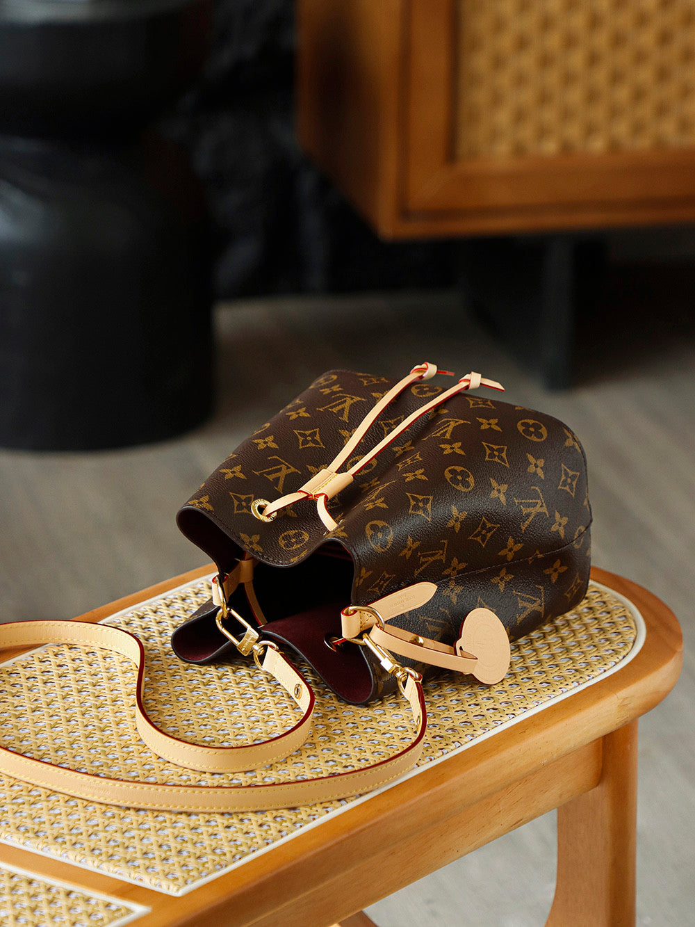 Louis Vuitton Néonoé BB Monogram Women's Handbags Classic Bucket Bag #333040