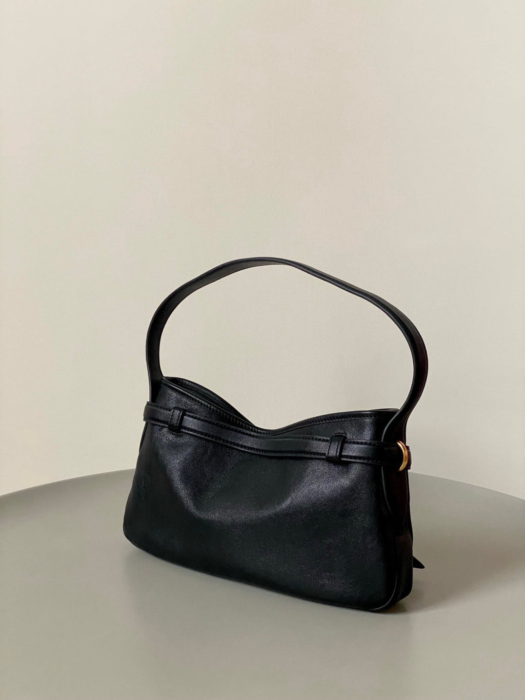 MiuMiu Aventure Nappa Suede Underarm Bag A Stylish Trendy Leather Clutch Buckle Elegant Casual And Cool Belt Buckle Bags #F0021m88 #195781