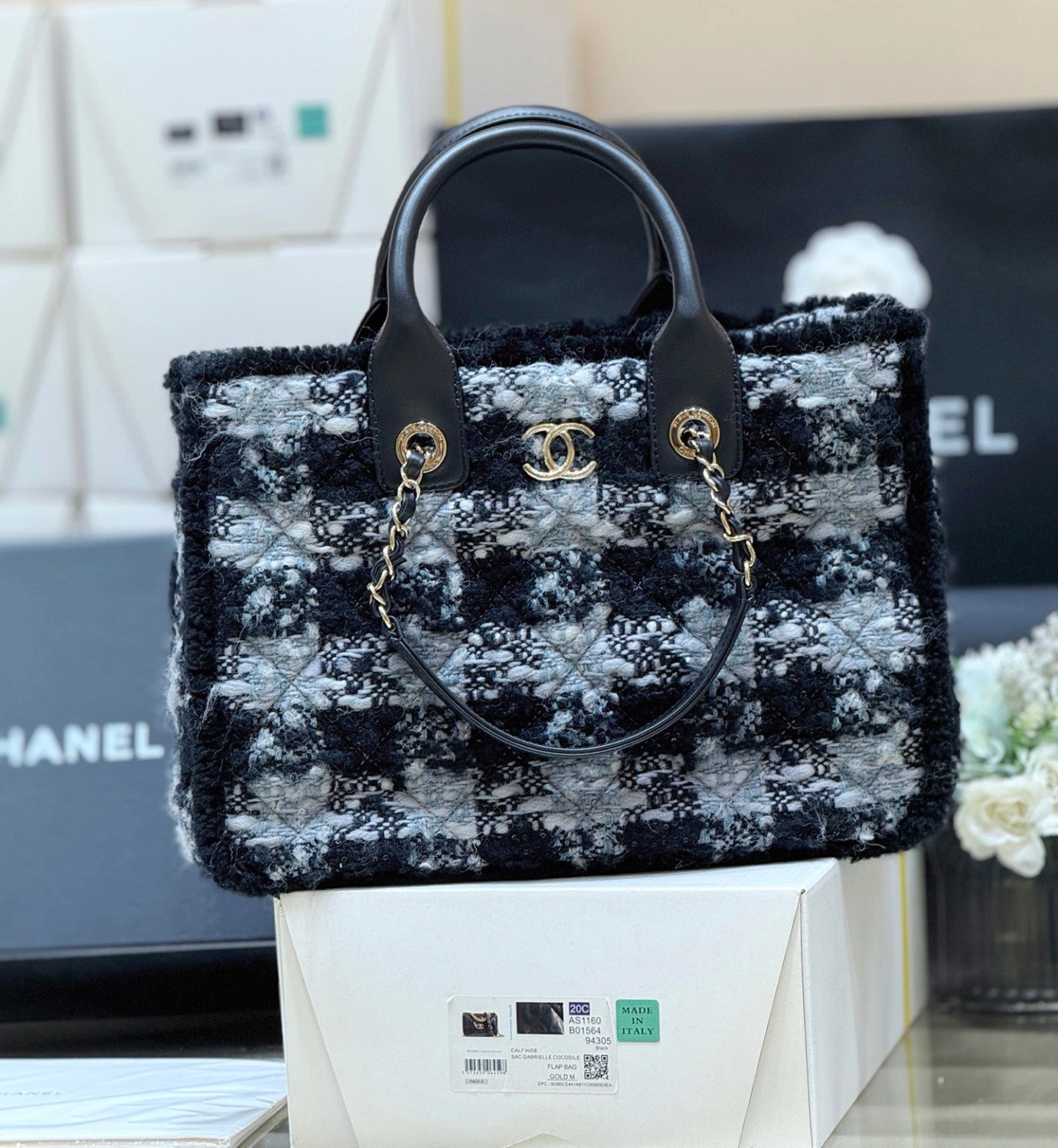 Chanel Small Tote Tweed Shearling Lambskin #376286