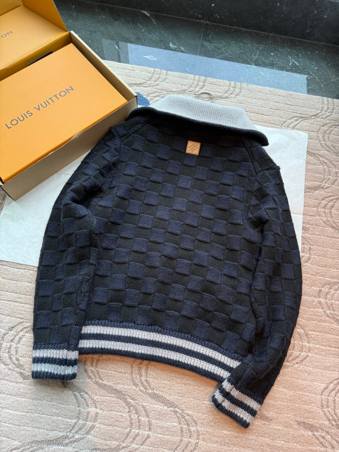 Louis Vuitton Damier Knit Blouson #335859