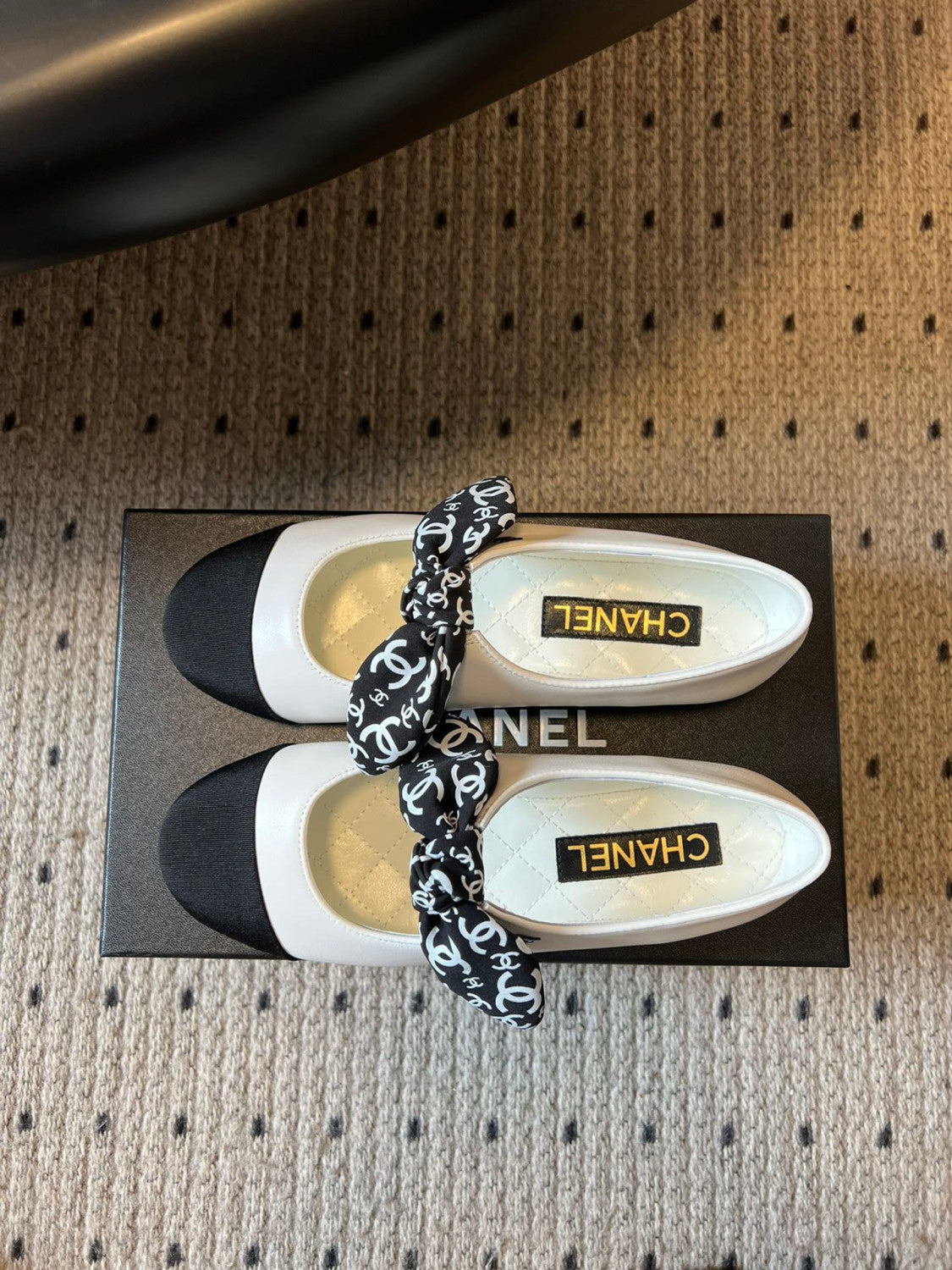 Chanel Mary Janes Lambskin Silk Grosgrain White Black #334248