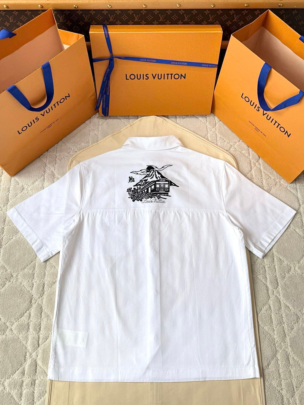 Louis Vuitton Men's Summer Casual Collared Single Breasted Letter Embroidered Short Sleeved Shirt #78427