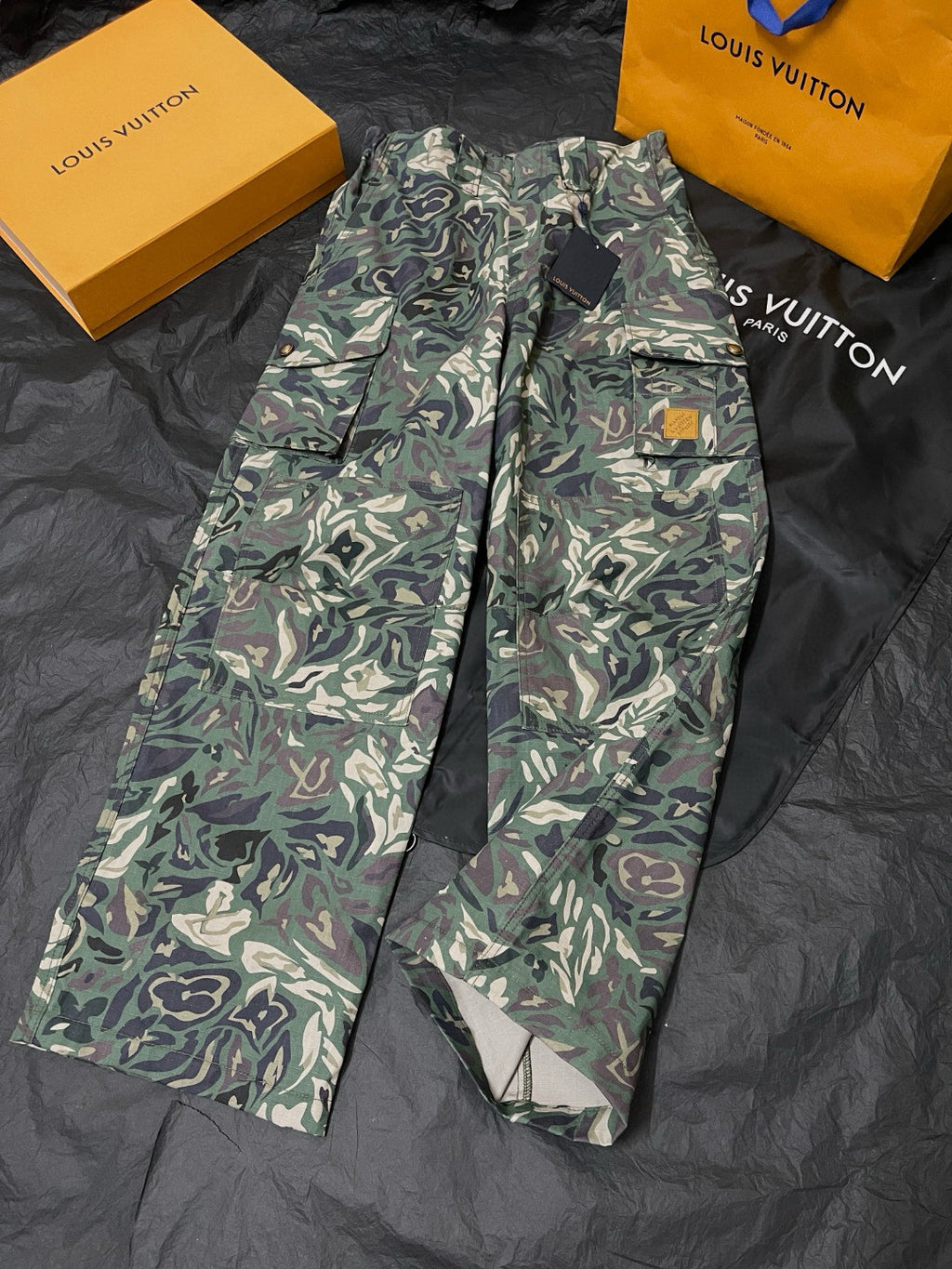 Louis Vuitton Men's Spring/Fall Fashion Casual Reversible Color Woven Combed Cotton Work Pants with Patch Pockets Pants #79489