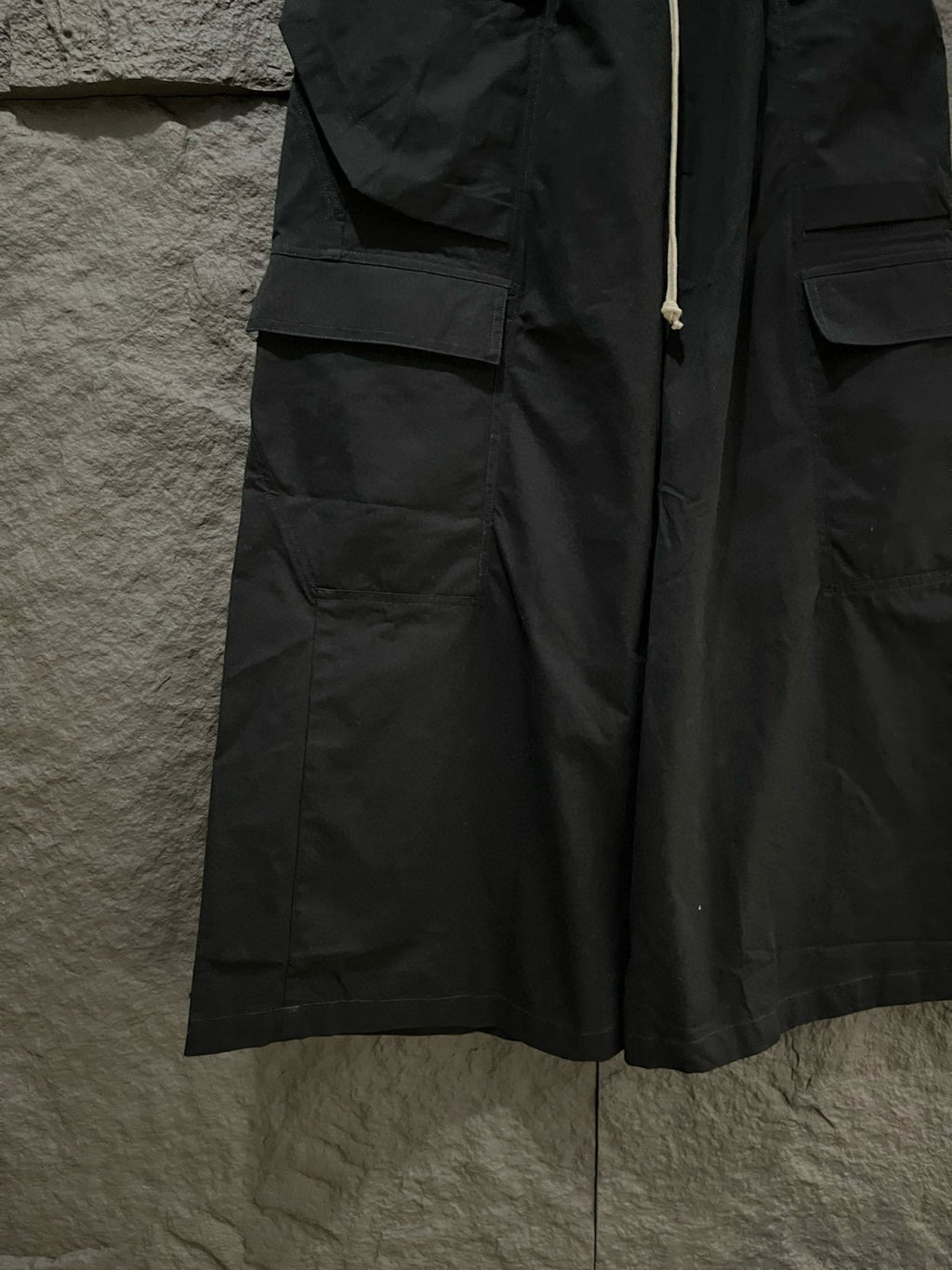 Rick Owens Men's Spring & Fall Black Multi-Pocket Drawstring Zipper Wide Leg Flared Pants #76955