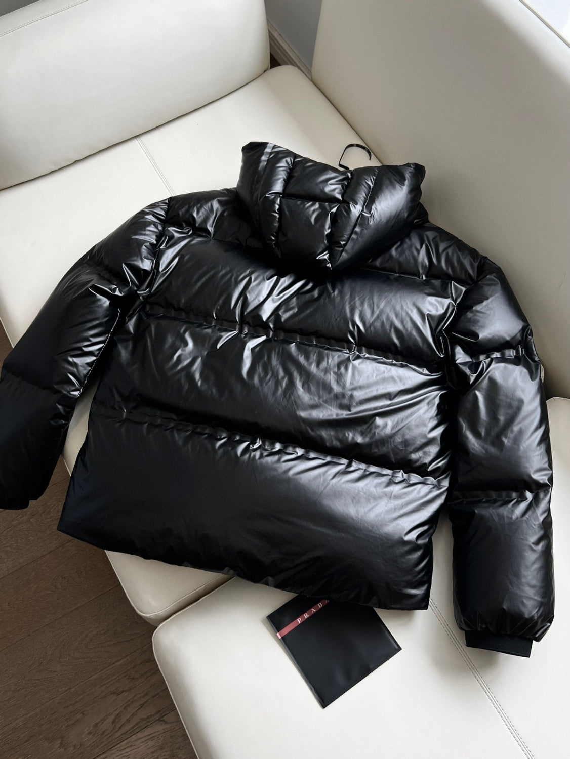 Prada Light Nylon Hooded Puffer Jacket Zip Down Coat #96333