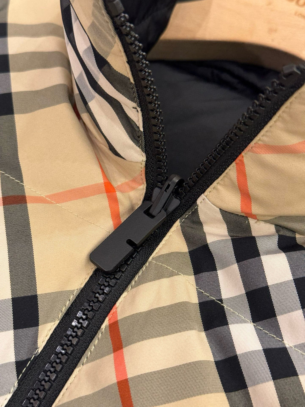 Burberry Men's And Women's Fall/winter Fashion Casual Stand Collar Zipper Checkered Reversible Double Sided Checkered Nylon Padded Vest #79369