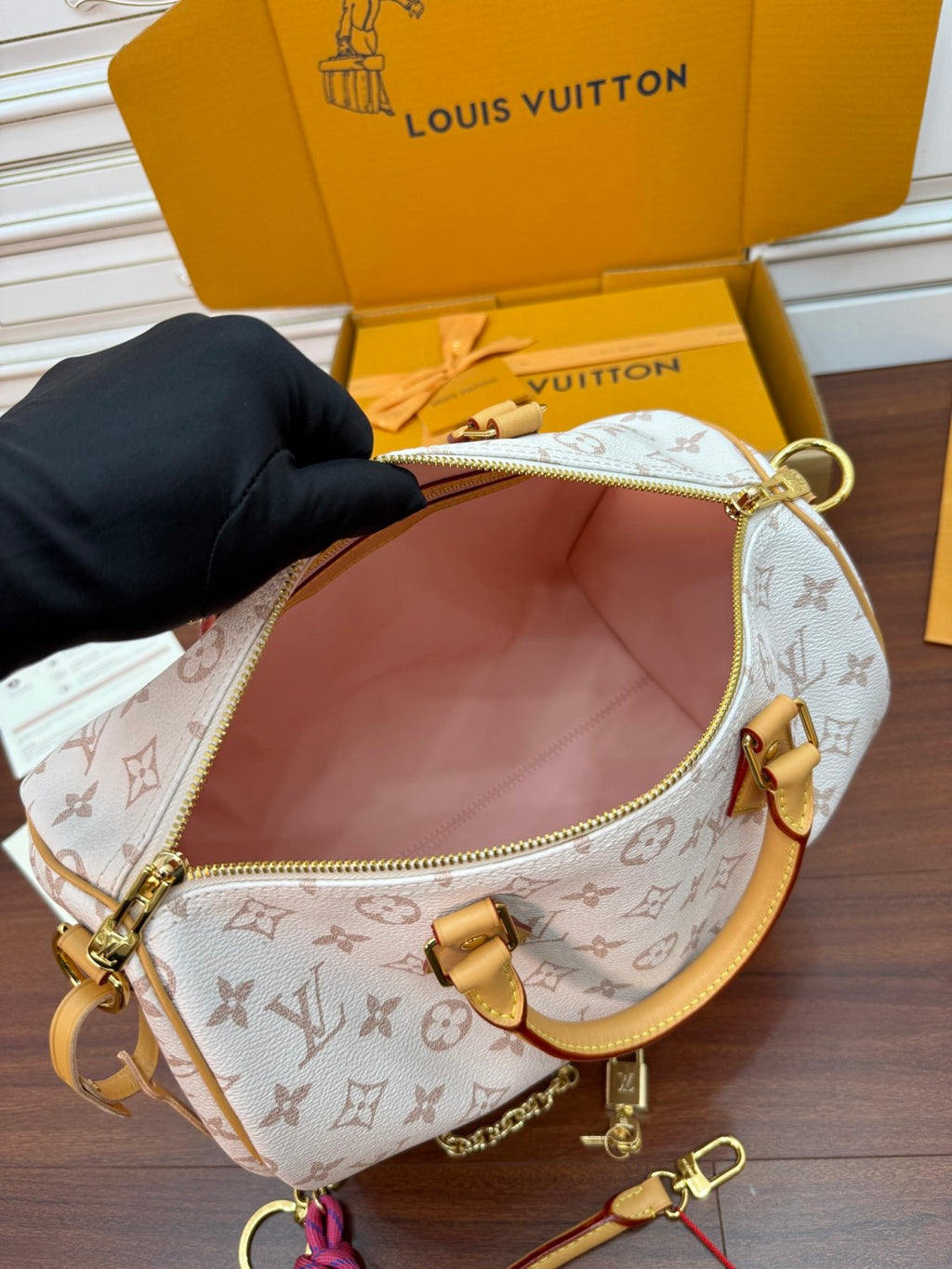Louis Vuitton SPEEDY SOFT 30 LUCKY Women's Fashion Classic Logo Print Coated Canvas Shoulder Bag Handbag Crossbody Bag Bags M15108 #78412