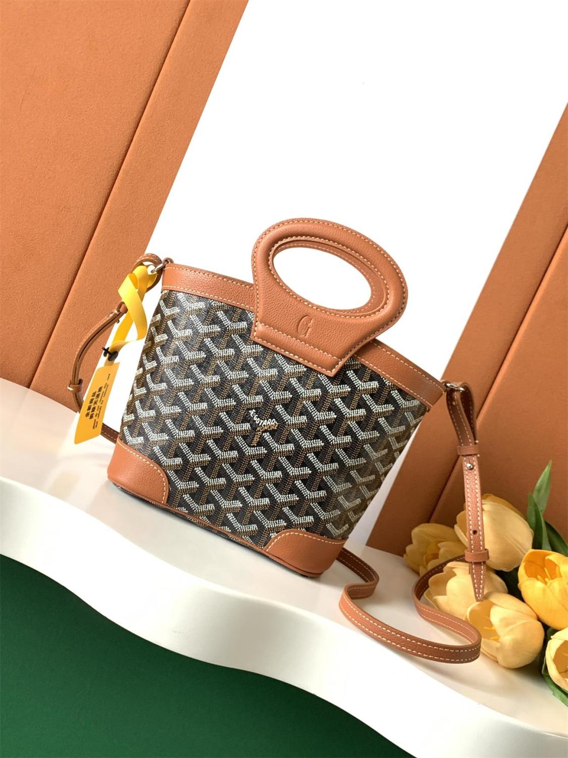 GOYARD Beluga Women's Y-shaped Floral Print Adjustable Detachable Shoulder Strap Canvas And Calfskin Shoulder Mini Bag Crossbody Handbag Bags #77441