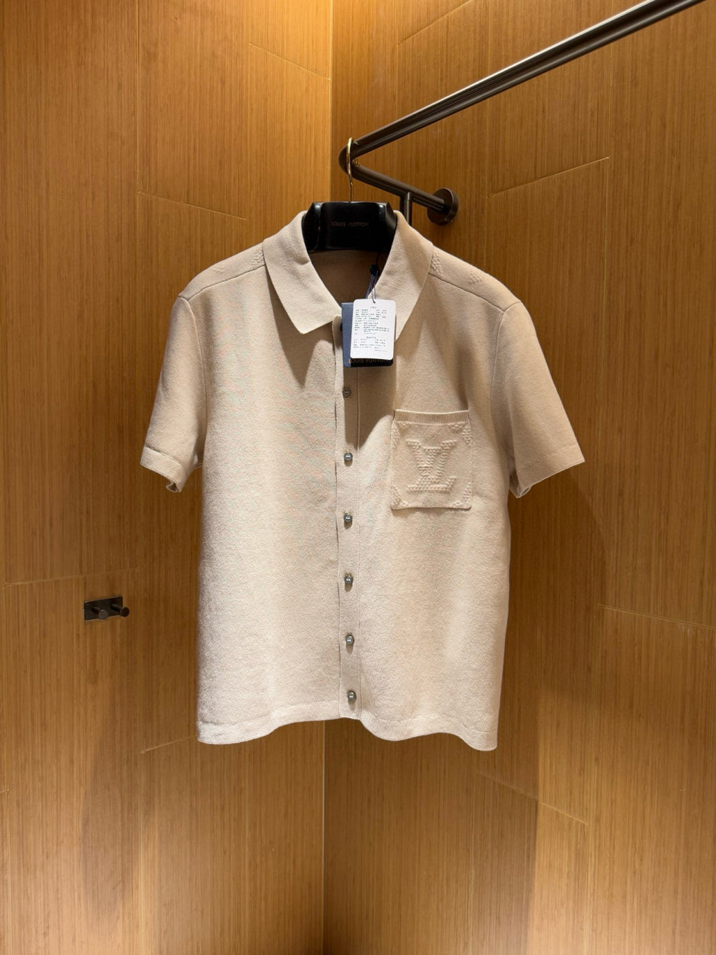 Louis Vuitton Men's Spring And Summer Solid Color Cotton Single Breasted Short Sleeved Shirt #75644