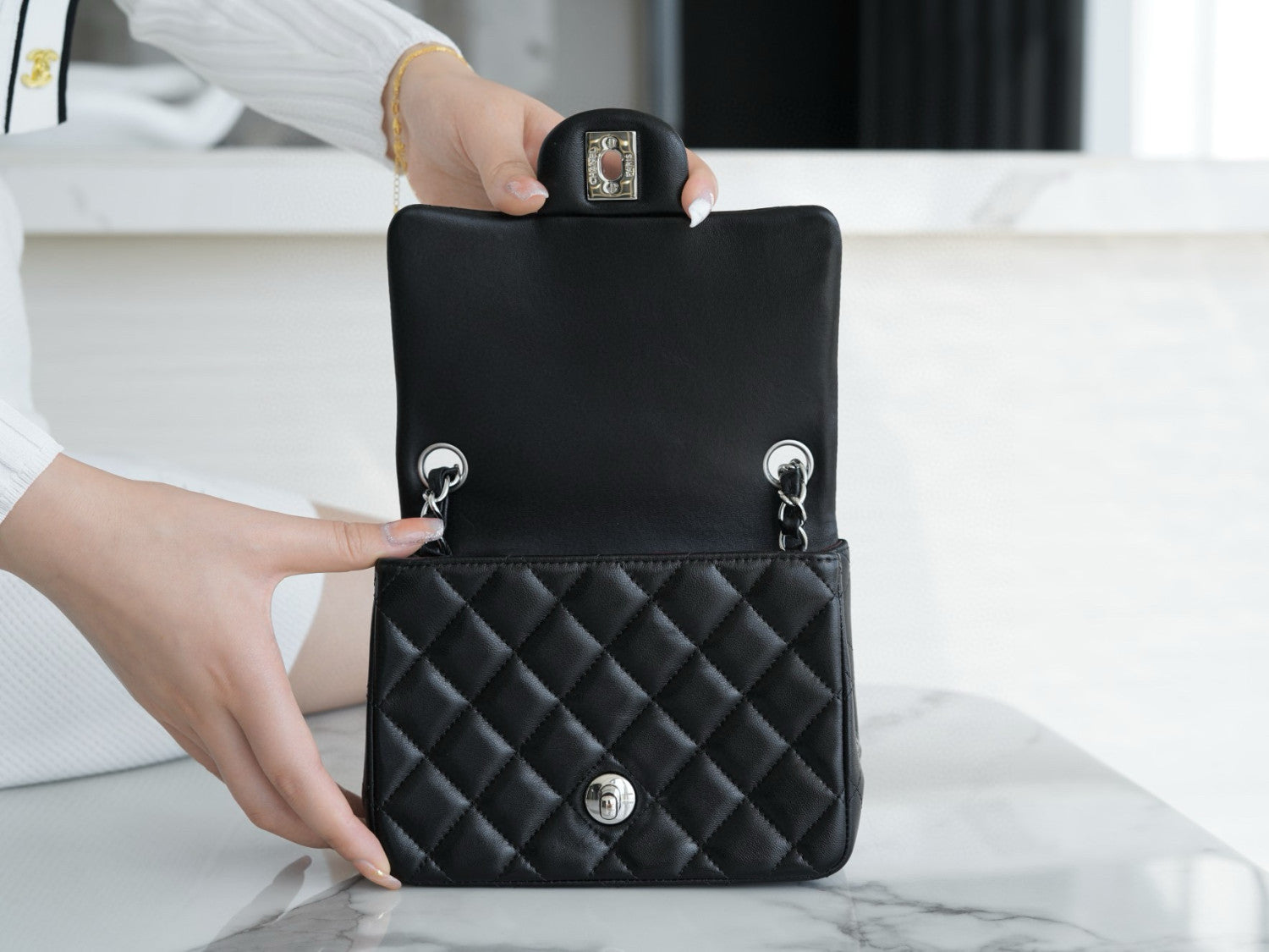 Chanel Women's Classic Solid Color Flap Bag Leather Chain Bag With Silver Buckle Crossbody Bag Handbags Bags A35200-Y01480-94305 #78952