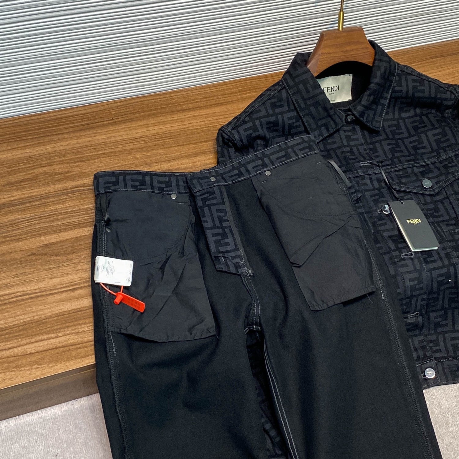 Fendi FF Motif Denim Jacket Long Jeans Jeans Black #333143