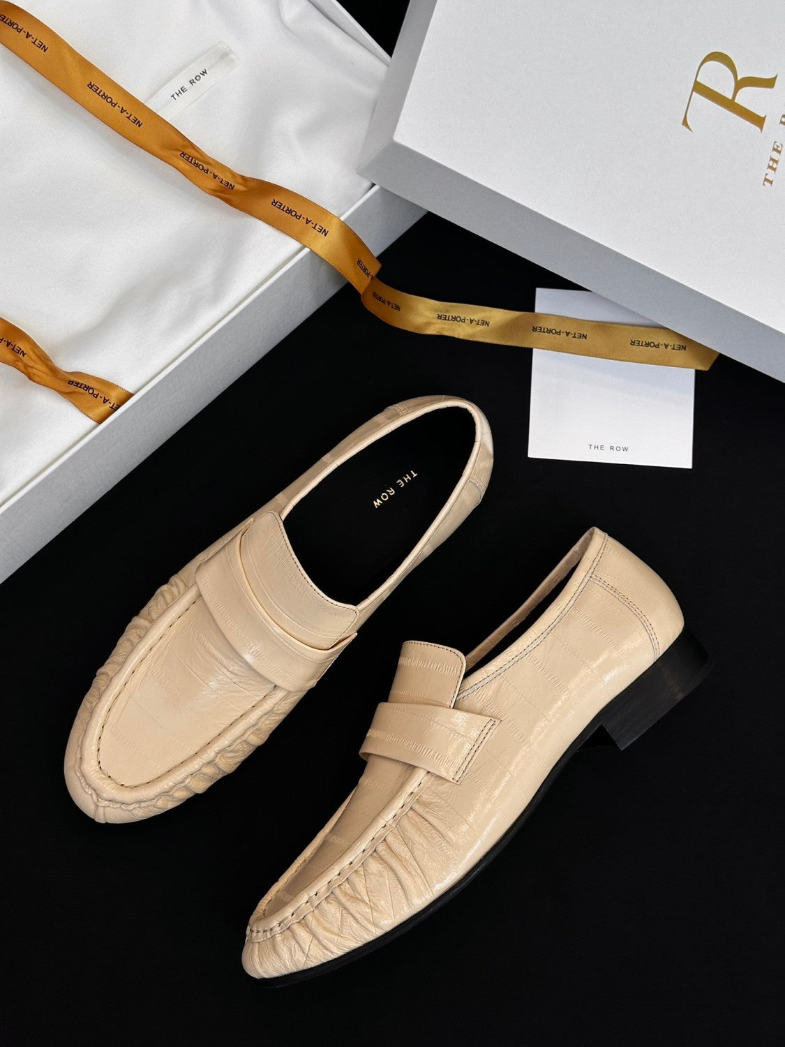 THE ROW Women's Fashion Classic Round Toe Slip On Loafers With Pleated Leather Embossing Pleated Texture Slip On Loafers Shoes #79179