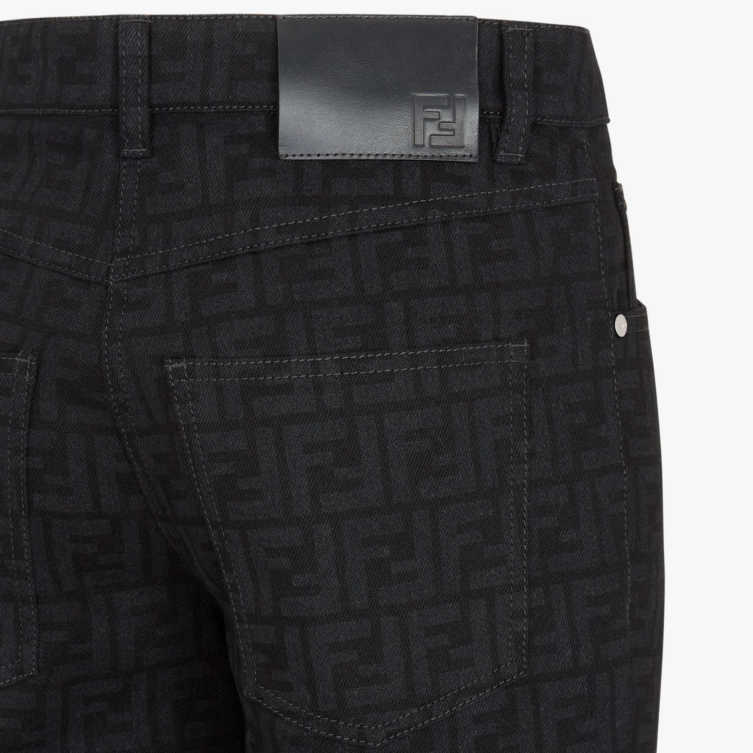 Fendi FF Motif Denim Jacket Long Jeans Jeans Black #333143