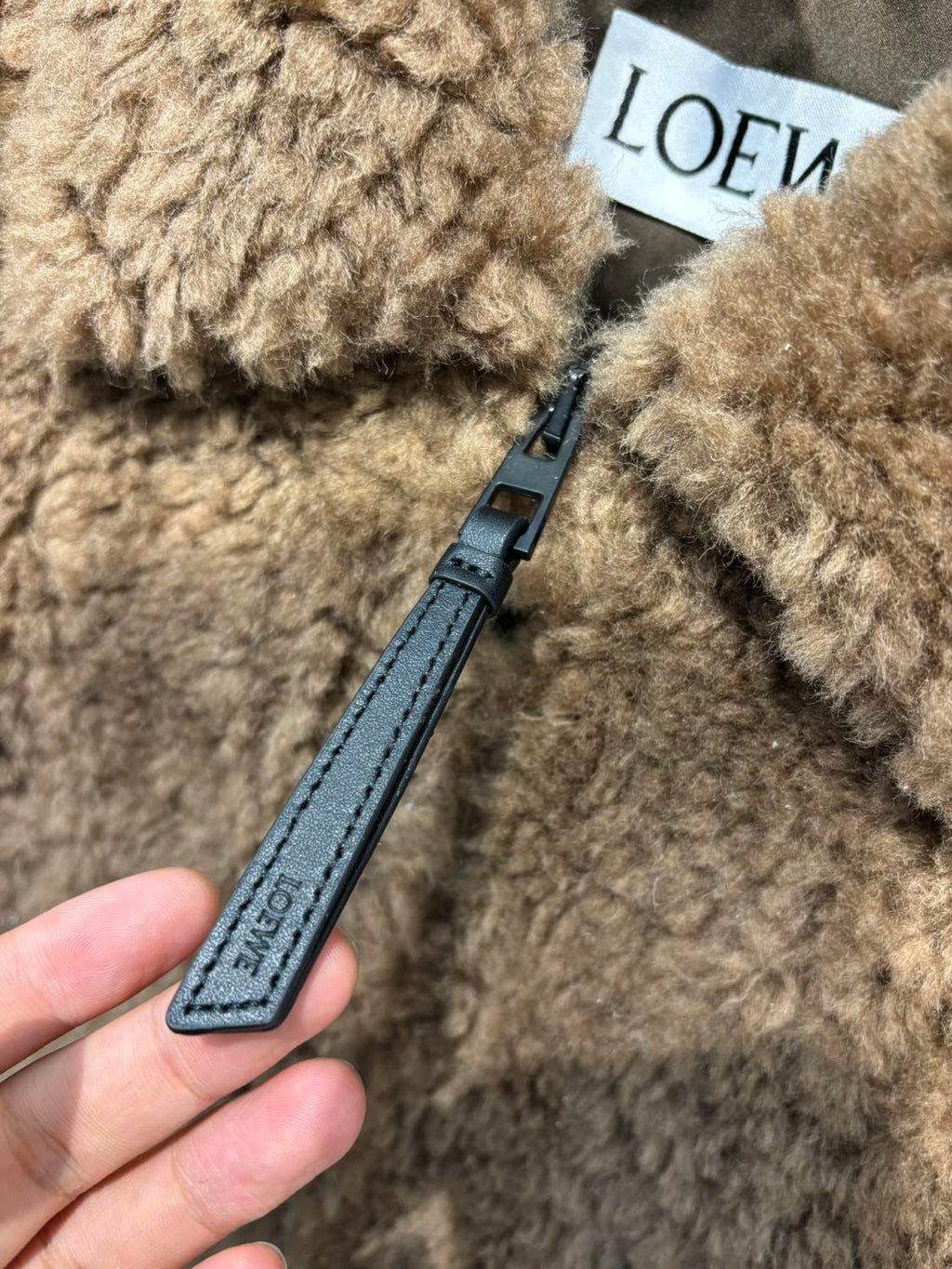 Loewe Men's Logo Shearling Wool Fur Spring/Fall Oversized Collar Contrast-Color Embossed Zipper Jacket Ngvp #2541